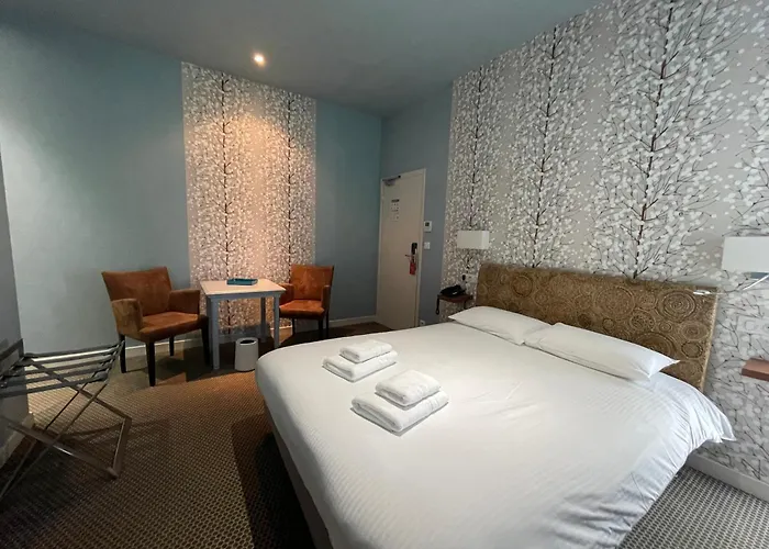 Demeures & Chateaux Le Pavillon D\'Enghien, Vichy Centre