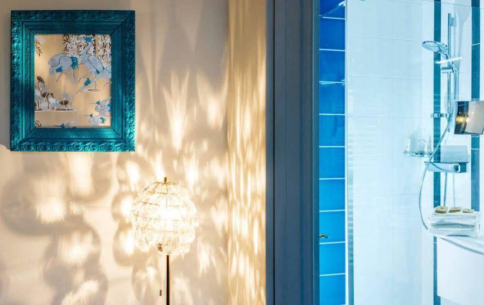 Demeures & Chateaux Le Pavillon D'enghien, Centre Hotel 3*